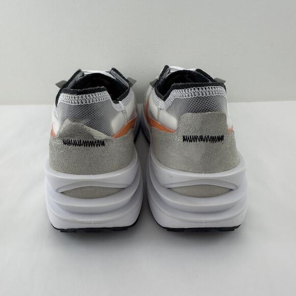 Nike Waffle One white and gray shoes - Picture 4 of 12
